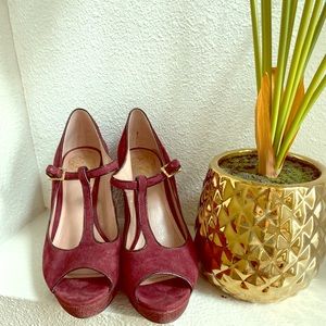Burgundy Vince Camuto open toe wedges